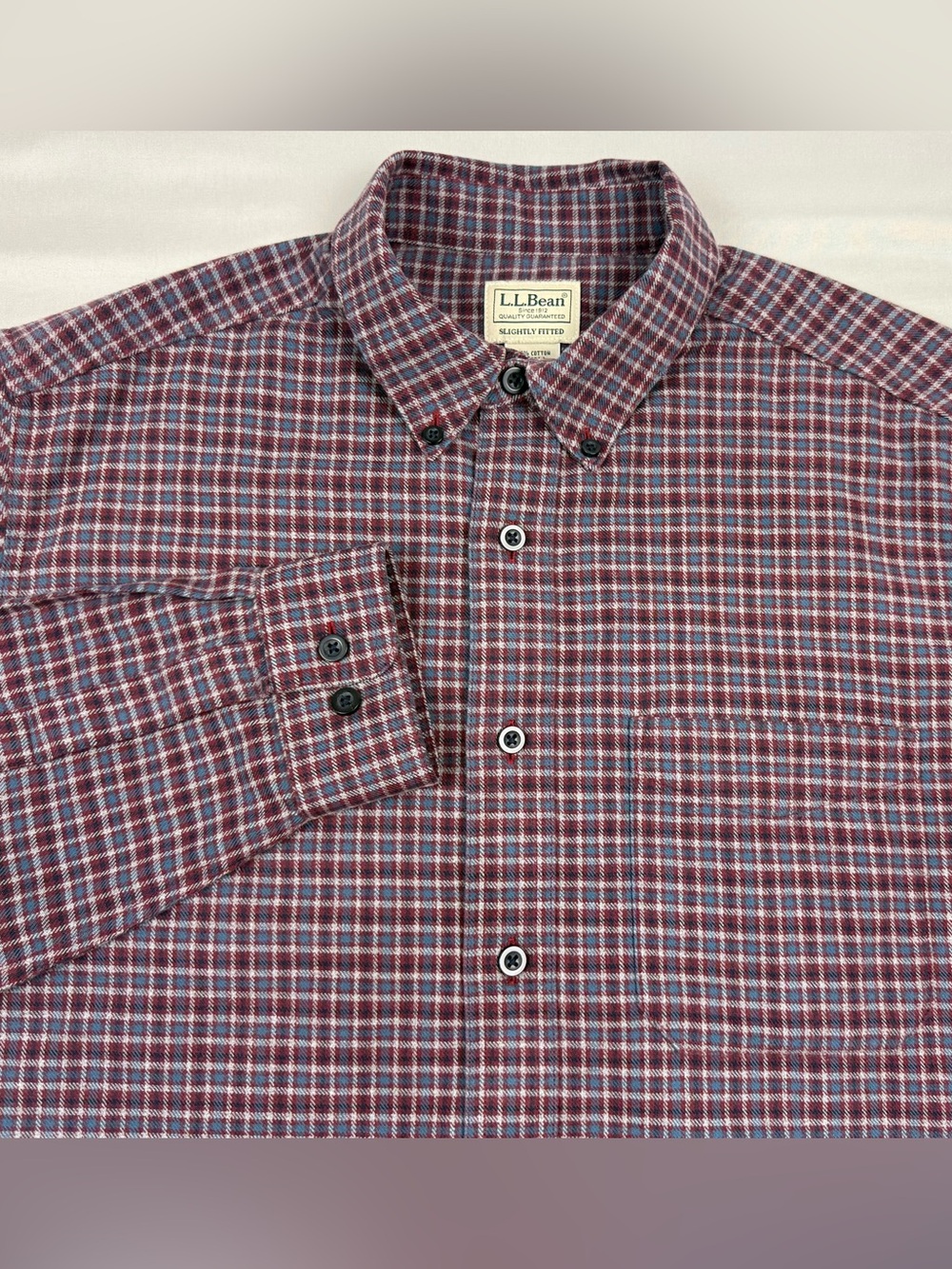 LL Bean Mens Slightly Fitted Flannel Shirt Sz Medium Tall Plaid Long Sleeve B3